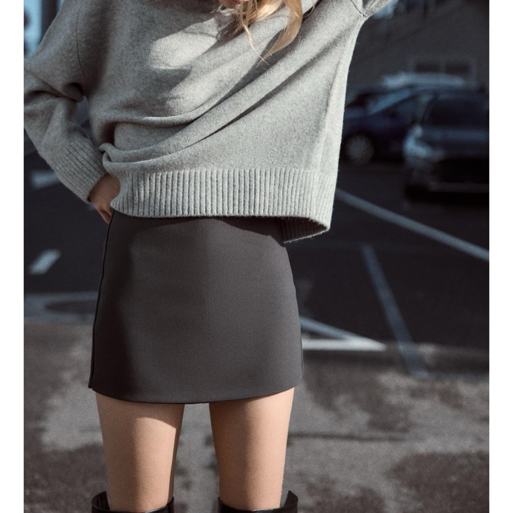 Zara Gray Mini Skirt